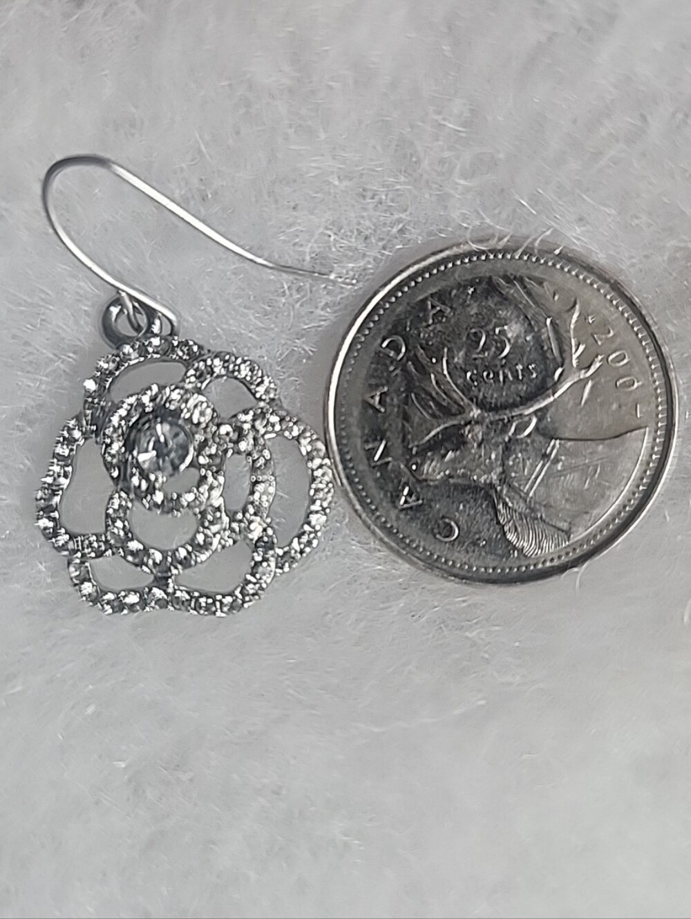 Sparkle Silver-toned Drop‎ Earrings. EUC - Picture 3 of 7